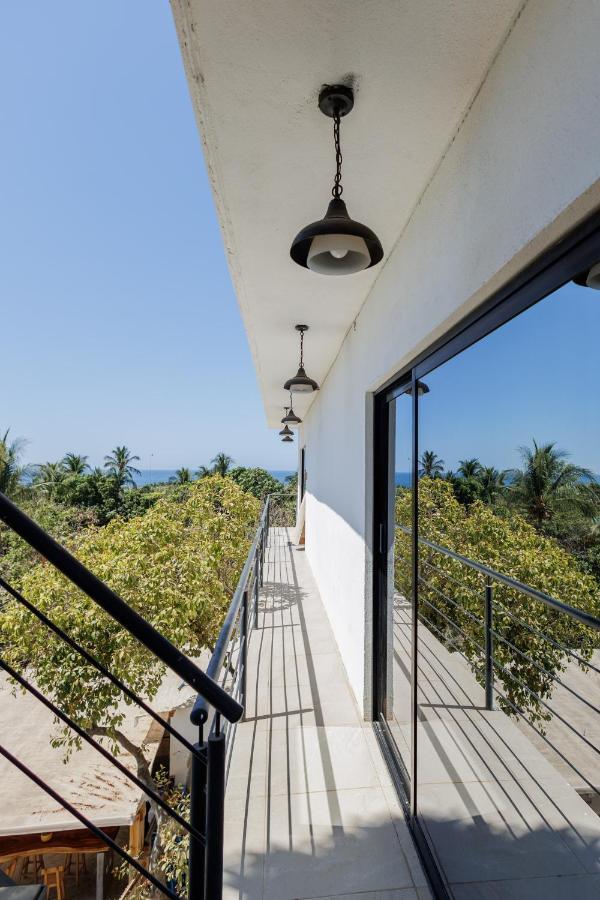 Хостел Surfnest Tamarindos Brisas de Zicatela Экстерьер фото